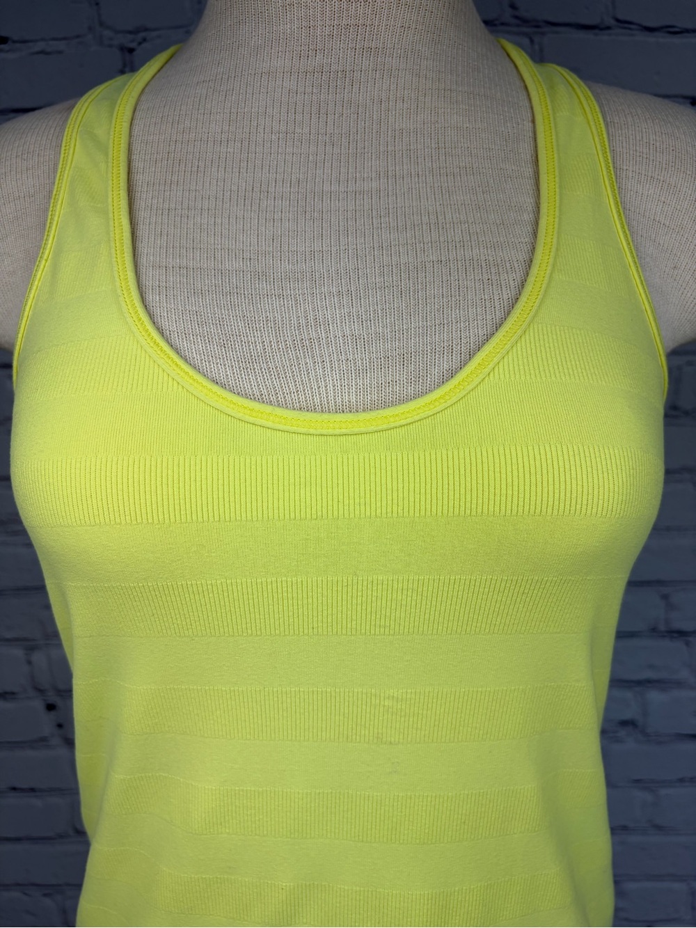 Lululemon Cool Racerback *Striped Rib Clarity Yellow Sz 8 - Picture 12 of 16